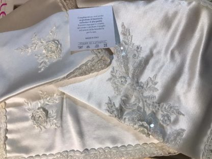 SET CENTRI 3 PEZZI RASO CHANEL (prezzo in origine € 70,00 - leggere la descrizione)