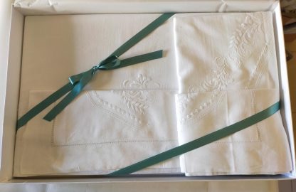 PARURE LENZ. COT. RICAMATO 2P EMOZIONI ITALANE