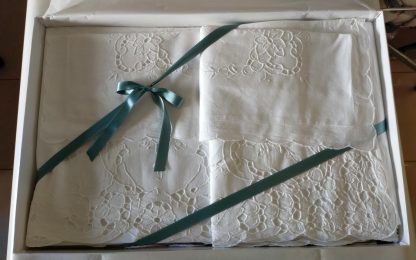 PARURE LENZ. COT. 2P RICAMATO EMOZIONI ITALIANE