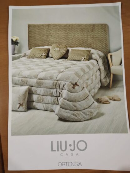 TRAPUNTA JACQUARD 2P ORTENSIA € 600,00 SCONTO 50% PER DIFETTO. COLORE PERLA