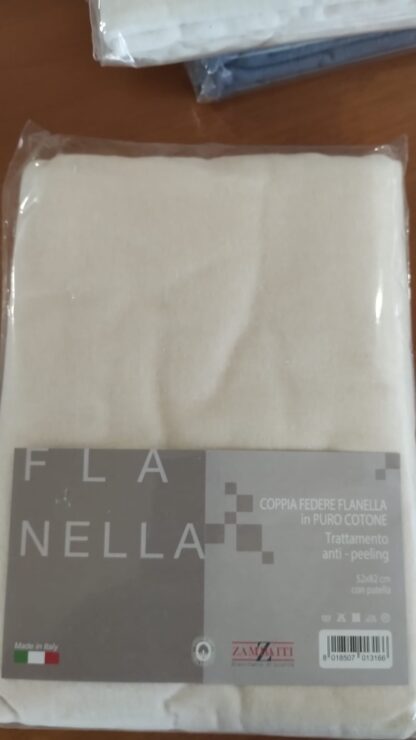 COPPIA FEDERA CUSCINO FLANELLA - immagine 4