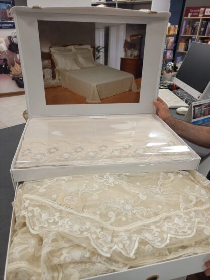 COORD. LETTO IN PIZZO REBRODE' 2P OSLO - immagine 2